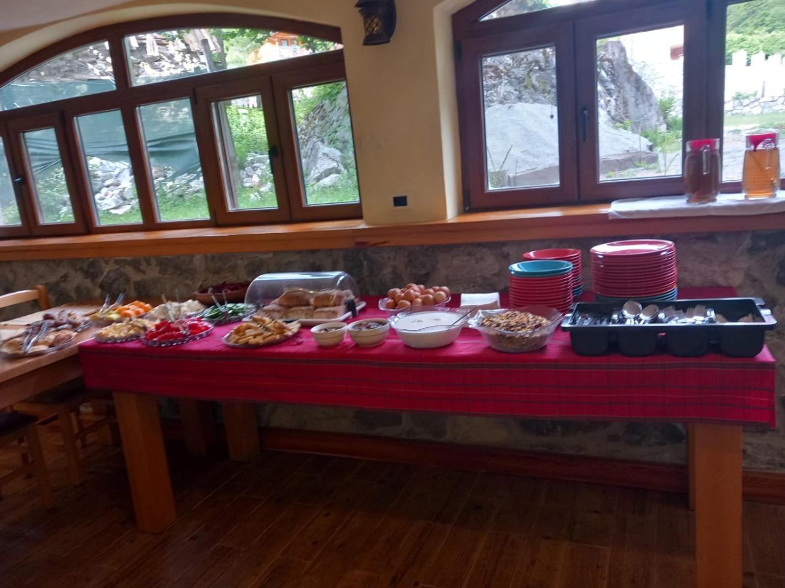 Hostel Valbona Valbone Eksteriør billede